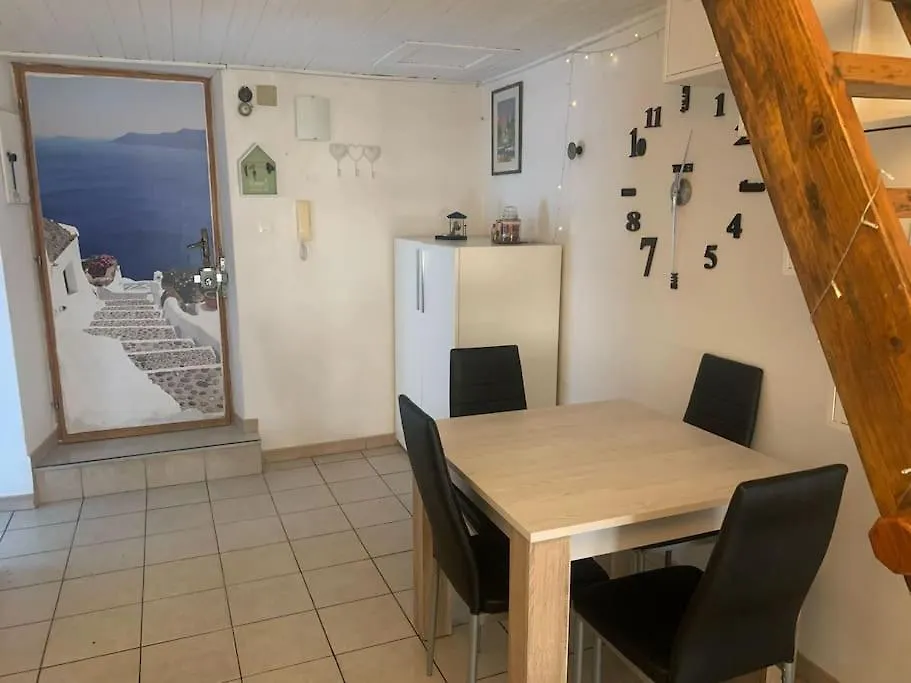 A&F Apartment Finalborgo Finale Ligure 0*,